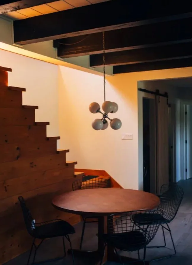 Slide of AAE CONTRACTORS