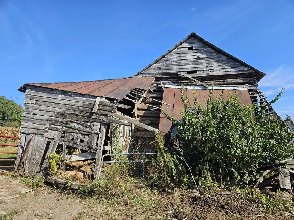 Slide of AA&J Construction