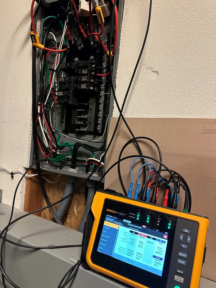 Slide of AanE Electric