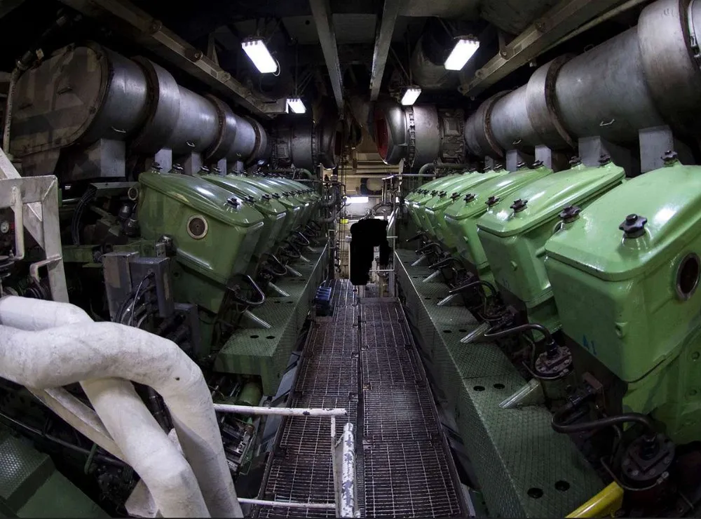 Slide of AanE Electric