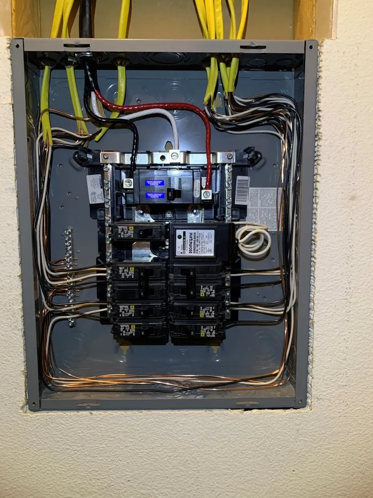 Slide of AanE Electric