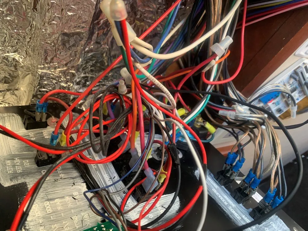 Slide of AanE Electric