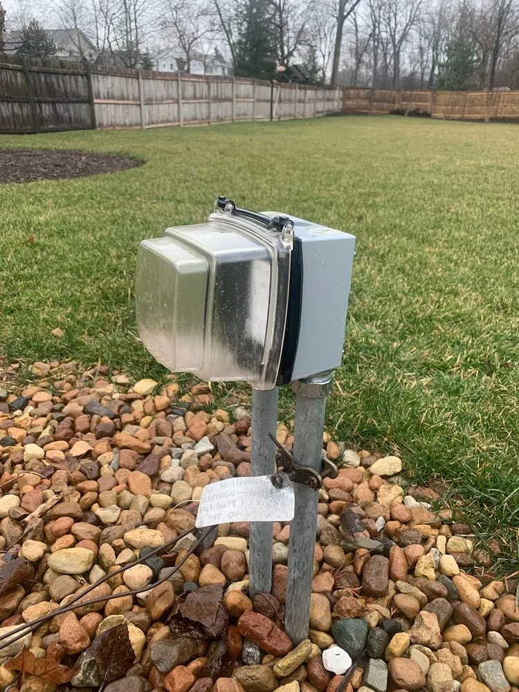 Licensed circuit breaker repair experts serving ,  - AArdvark Electric Service