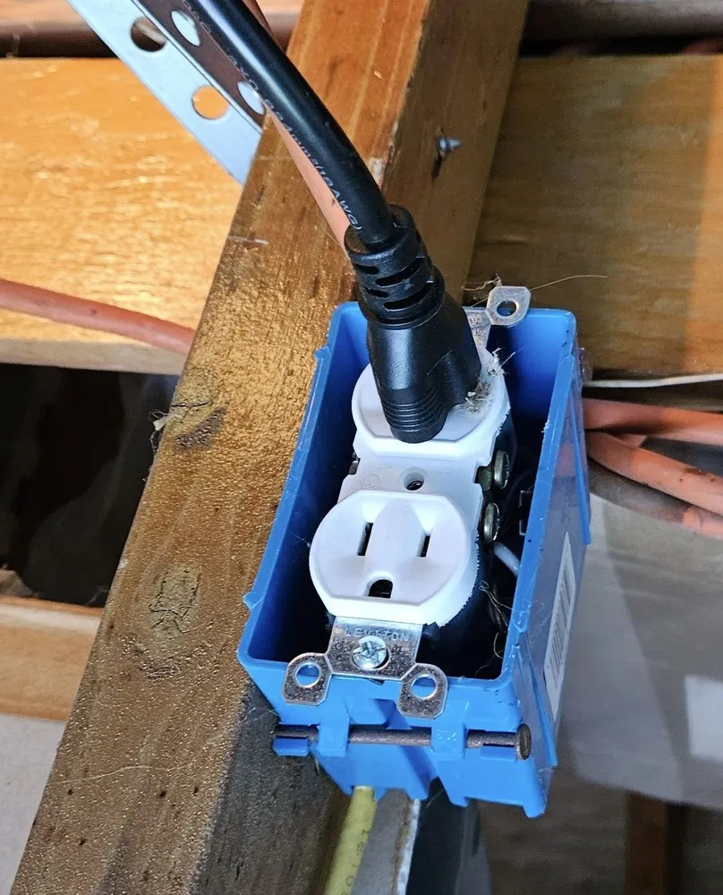 Slide of Aaron Henson Electric