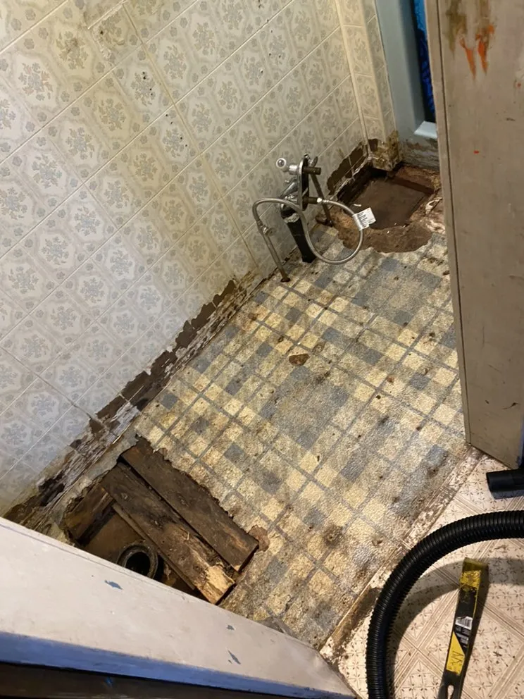 Slide of Aaron the Handy man