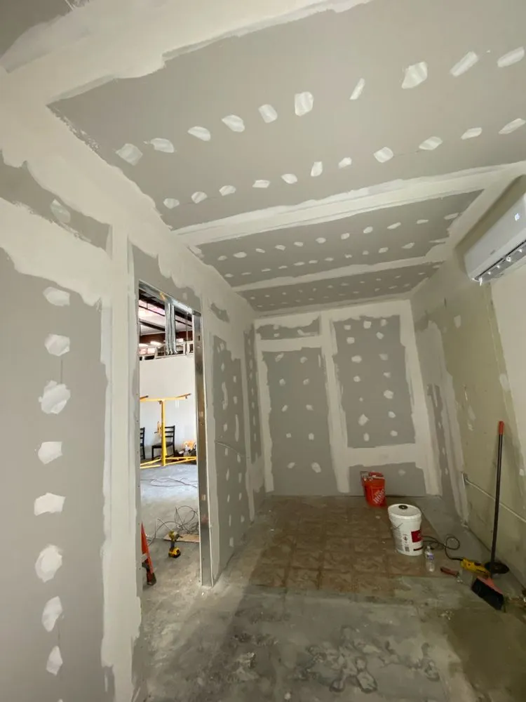 Slide of AB Electric and HandyMan services