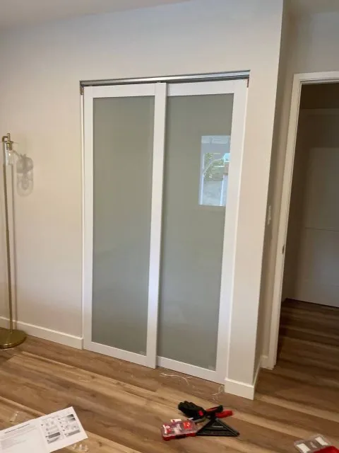 Professional circuit breaker repair in ,  by AB Electric and HandyMan services