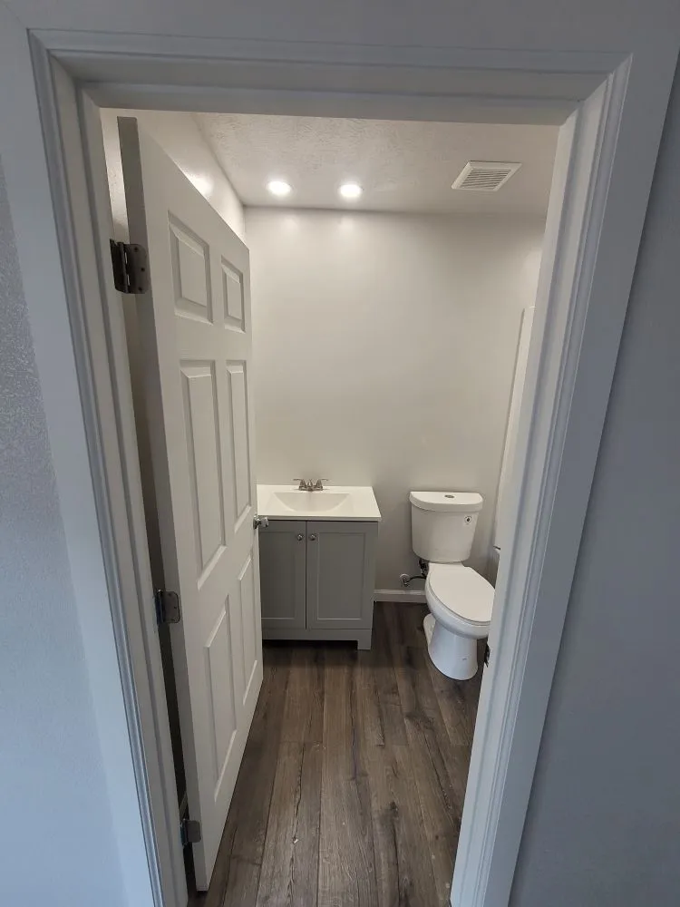 Slide of A&B Experts