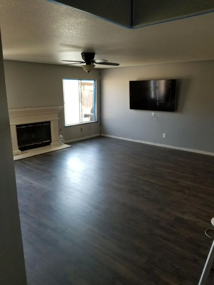 Slide of A&B Experts