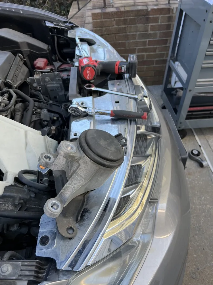 Slide of A&B Mobile Mechanic