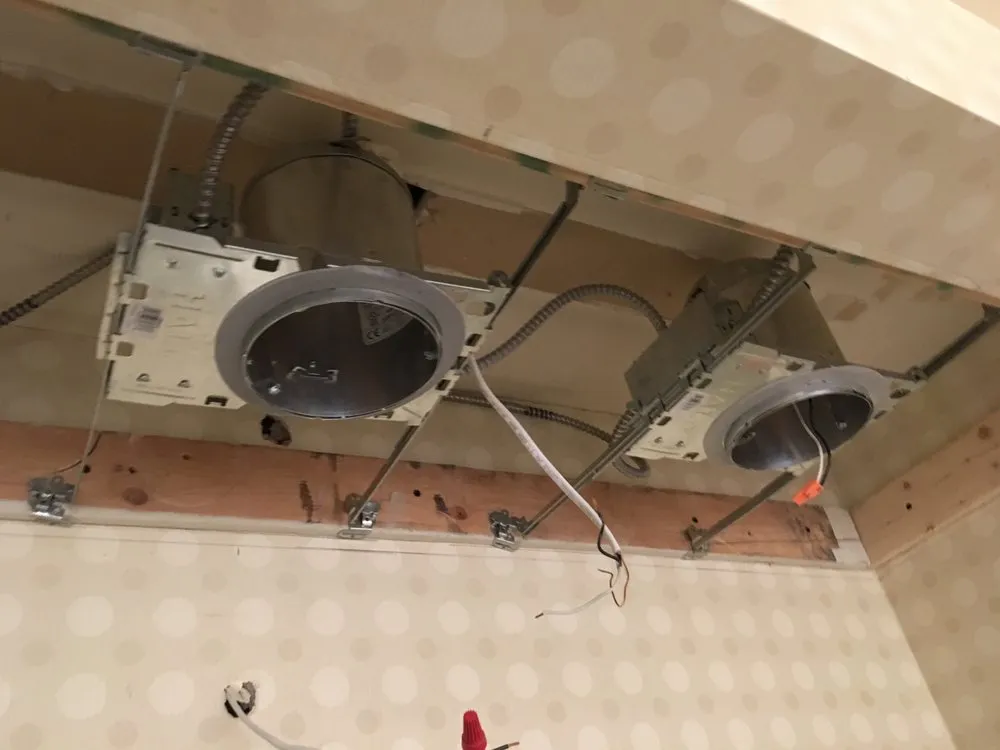 Slide of Abacoore Electric