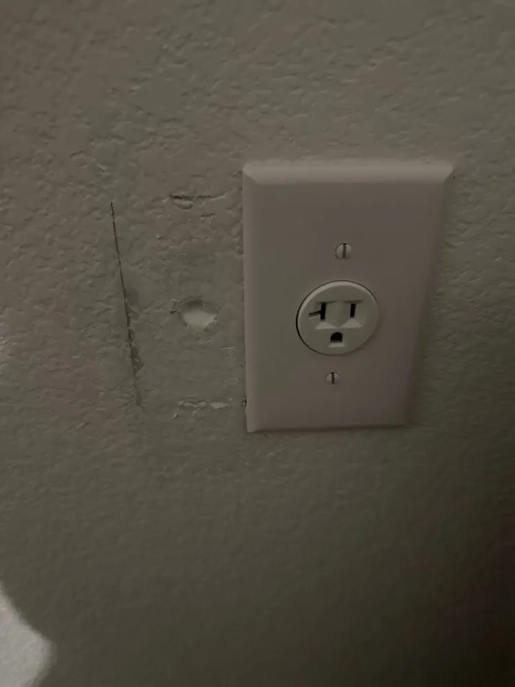 Professional emergency electrical service in ,  by Abacus Plumbing, Air Conditioning & Electrical