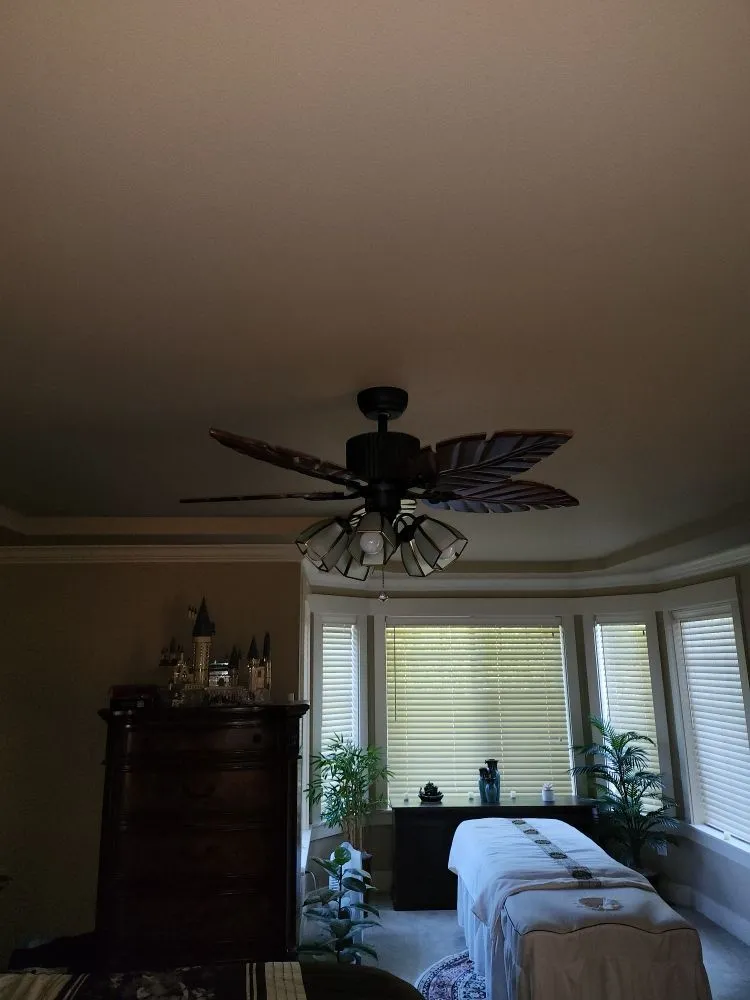 Slide of Abe Electric