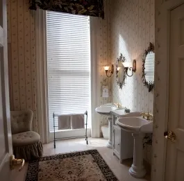 Slide of Abreu Enterprises