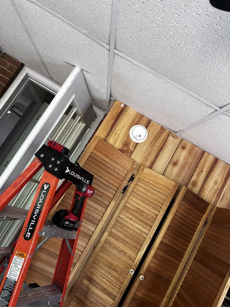 Slide of Absolute Electric