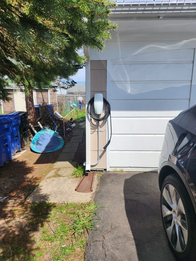 Slide of Absolute Power Electric