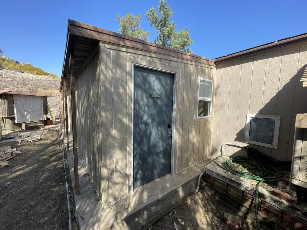 Slide of Absolutely Handy