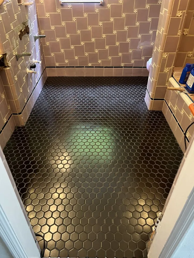 Emergency emergency electrical service in , by Absolutely Handy