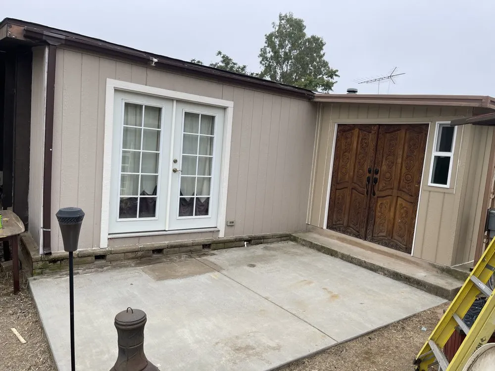 Slide of Absolutely Handy