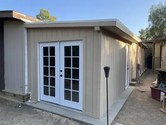 Absolutely Handy Logo