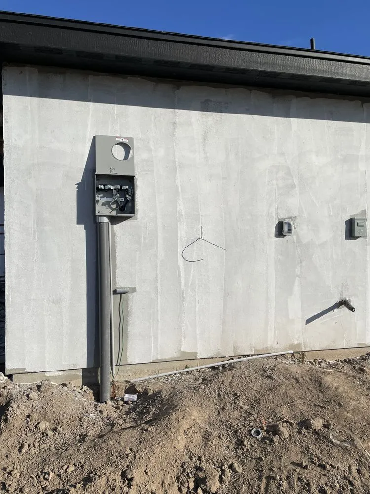 Slide of Abundiz Electrician