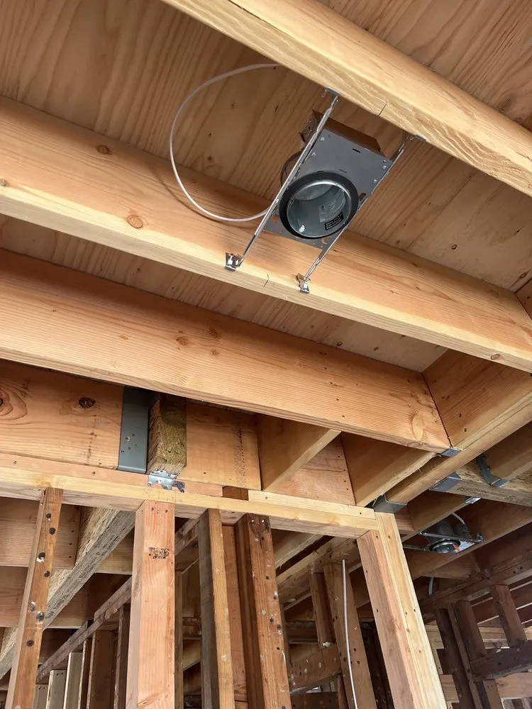 Professional emergency electrical service experts serving Studio City, CA - AC Electric