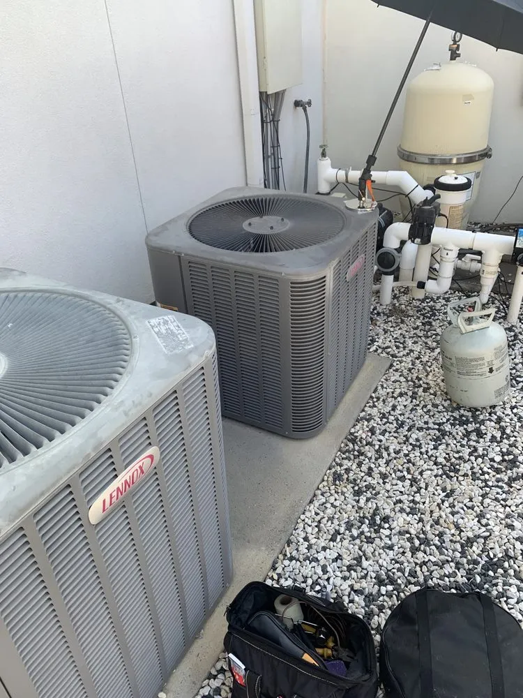 Expert electrician providing circuit breaker repair in Porter, TX - AC Freeze Service