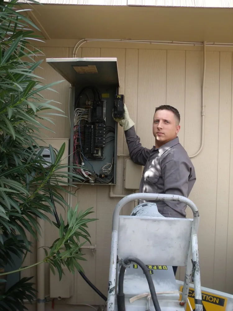 Professional electrical service for homes in emergency electrical service,  by 