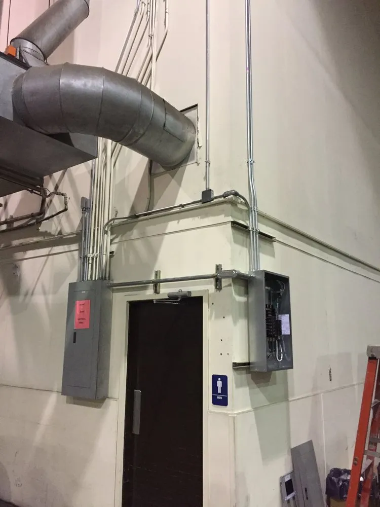 Reliable emergency electrical service experts serving Kendall Park, NJ - Accu-Mark Electric