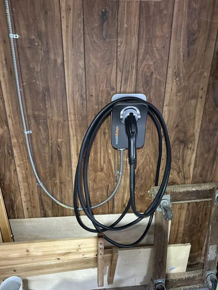 Slide of Accurate Electrical Contractors