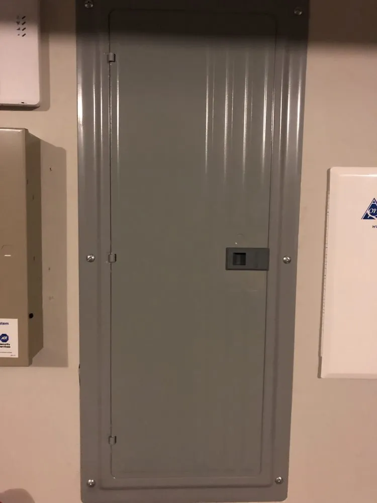 Reliable electrician providing circuit breaker repair in ,