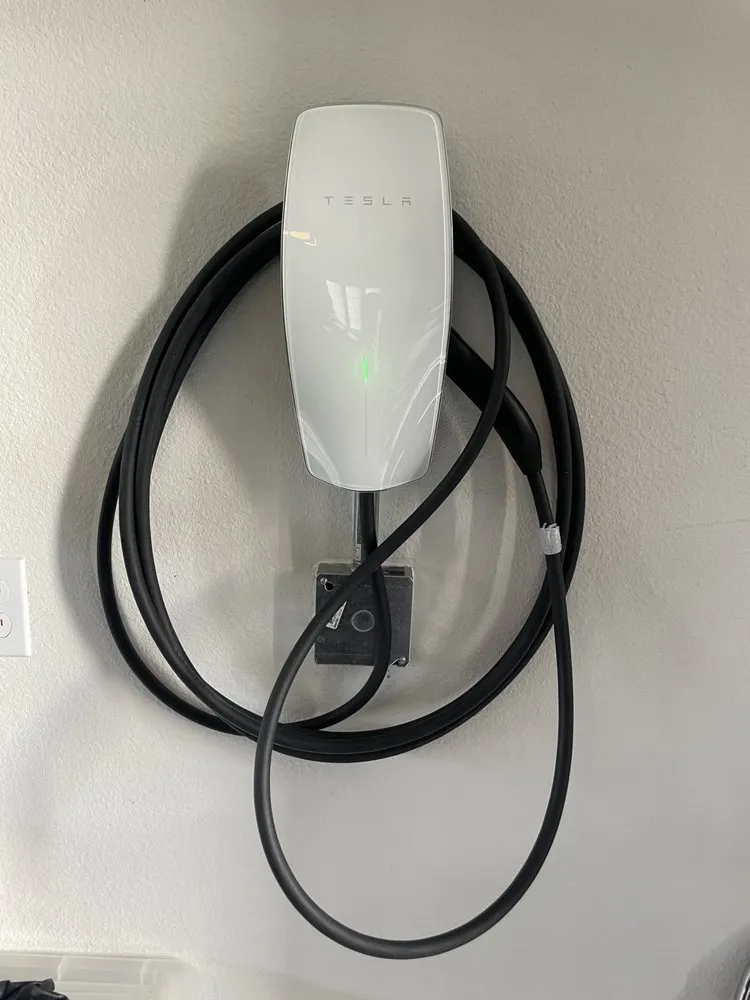 Slide of Ace 1 Electric