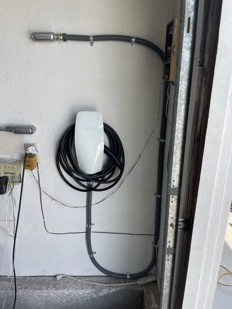 Slide of Ace 1 Electric