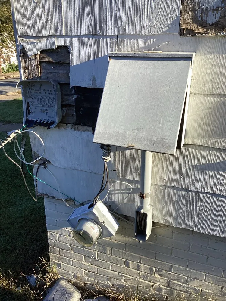Emergency emergency electrical service experts serving Moorresville, NC - Ace Electric Service