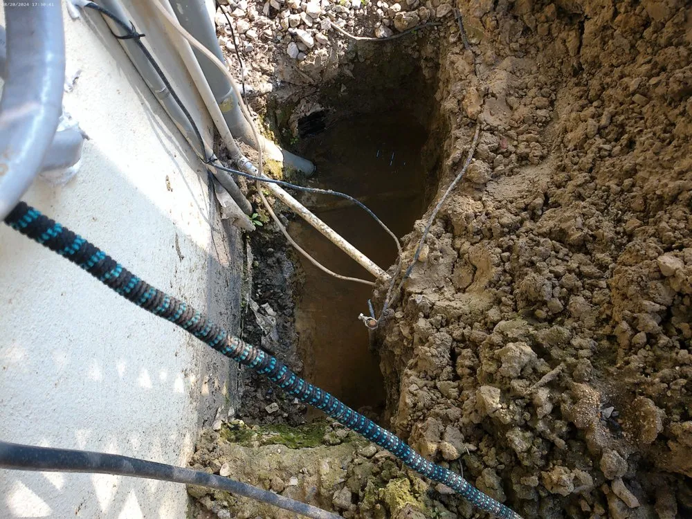 Slide of Aces Electric