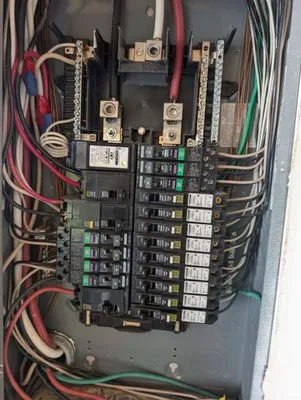 Acetroves electric