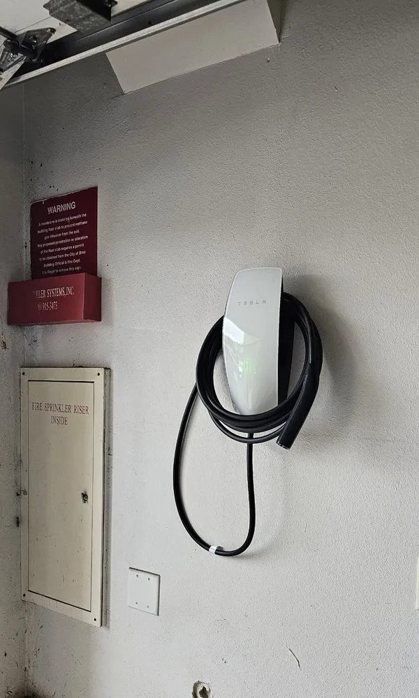 Slide of ACM & Son Electric