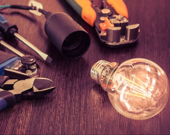 Slide of Adam Lam Electrician