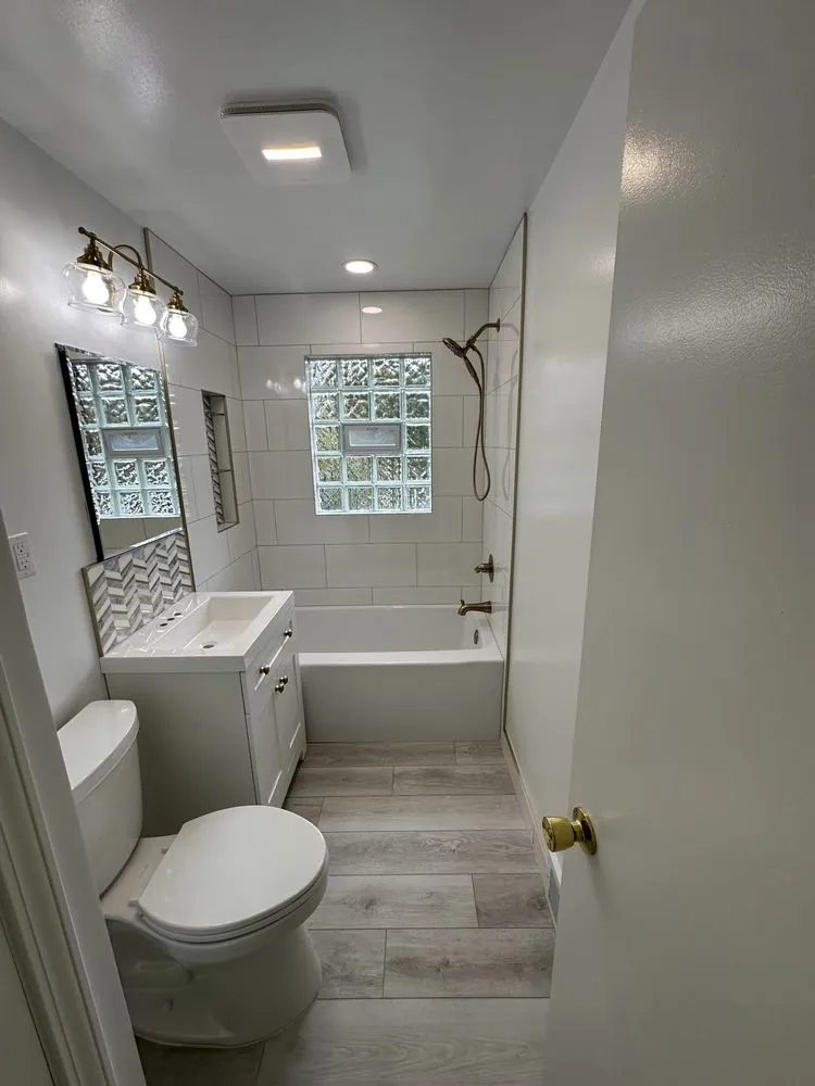 Slide of Adams Construction Enterprises