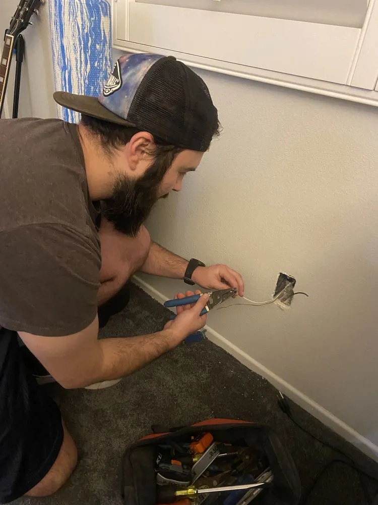 Emergency emergency electrical service experts serving ,  - Adroit Electric