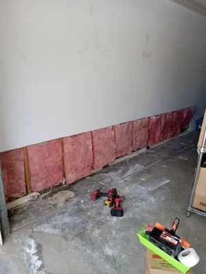 Advance maintenance service Logo