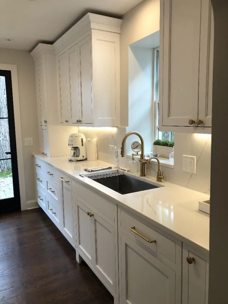 Slide of Advanced Electric Experts