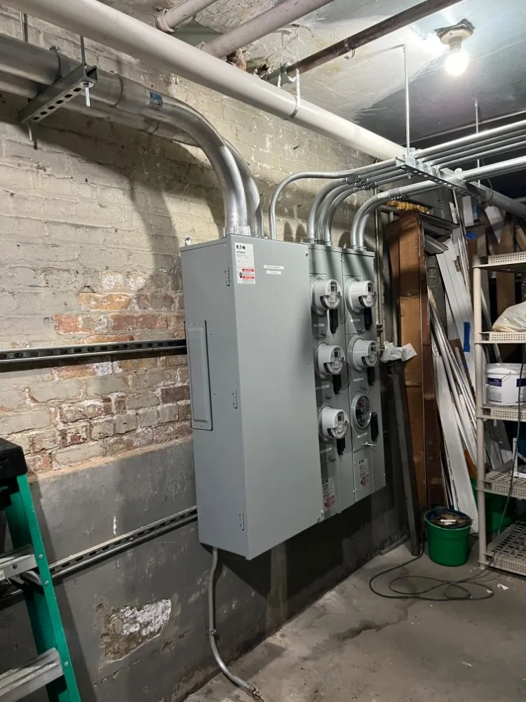 Emergency circuit breaker repair service in , - Advanced Electric Experts