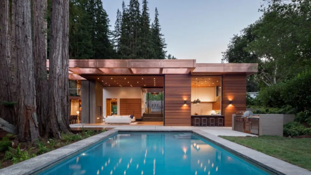 Slide of Advanced Electrical & Telecom