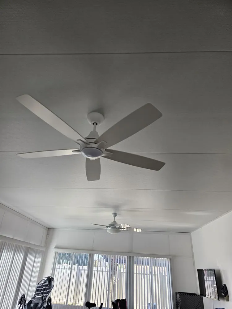 Certified electrician providing circuit breaker repair in ,