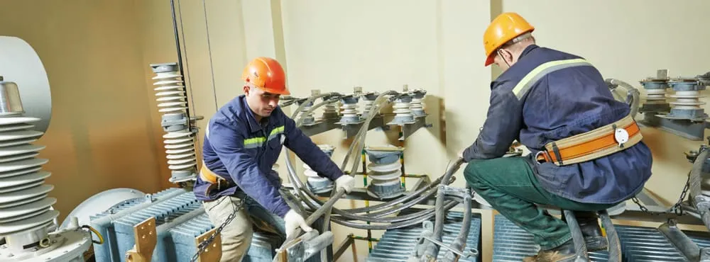 Emergency electrician providing electrical repair in Ellabell, GA - Advanced Electrical Systems