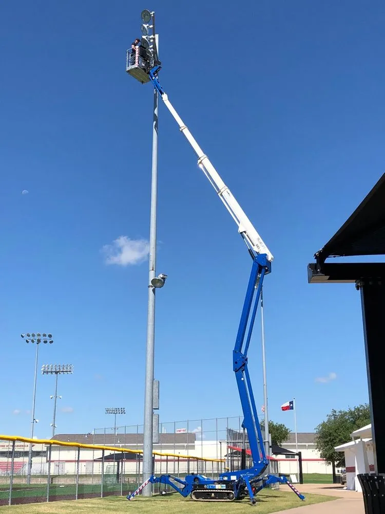 Slide of Advanced Lighting & Electrical Services