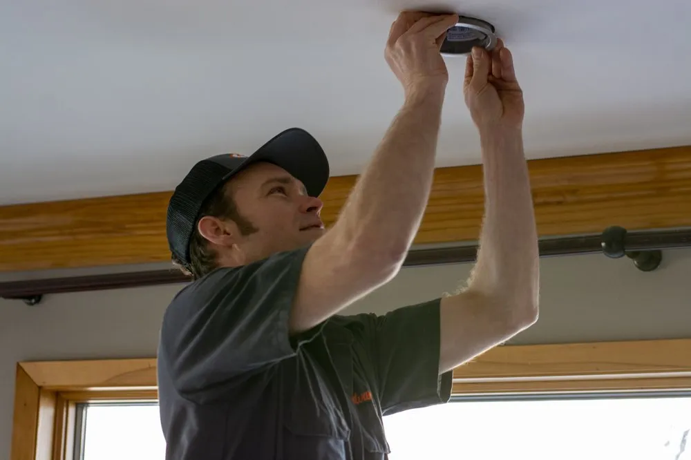 Slide of Advantage Electric