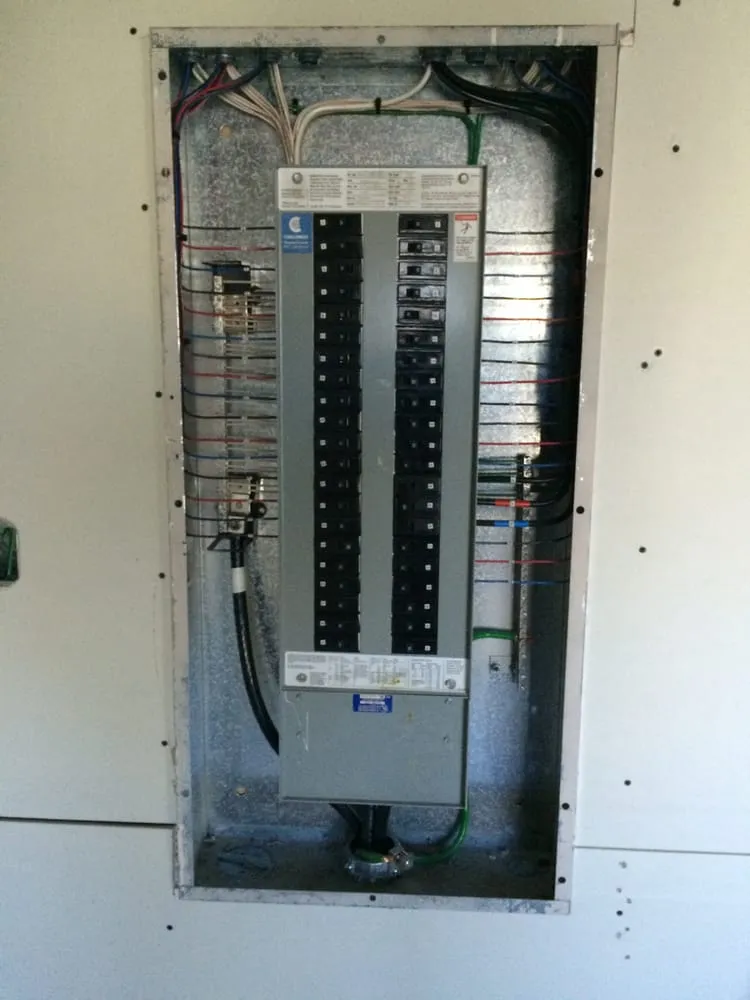 Slide of Advantage Services