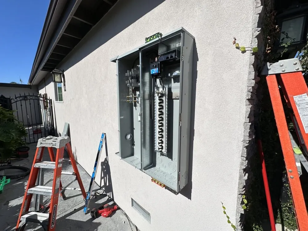 Licensed electrical service for homes in electrical repair,  by 